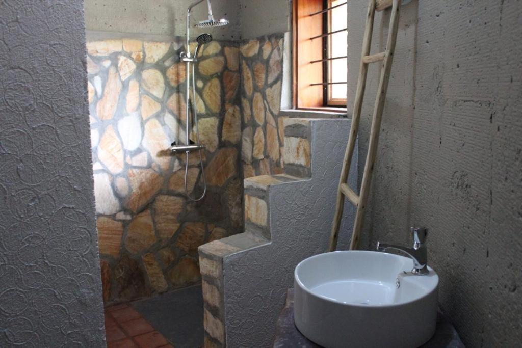 Mabamba Lodge Wakiso Exterior foto